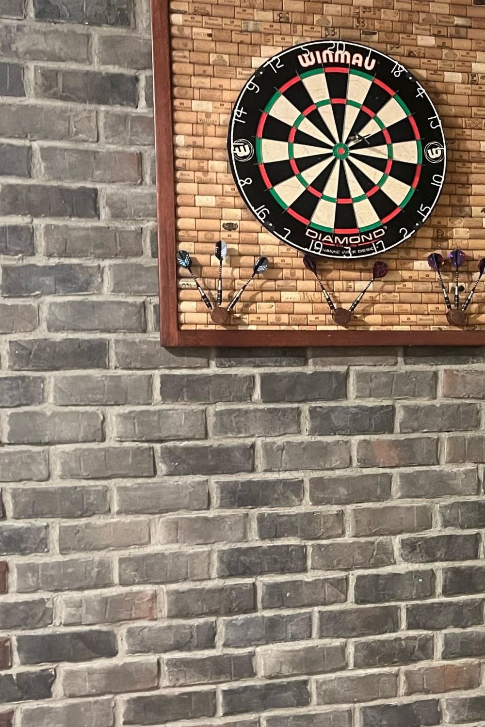 Brick Veneer - Midnight - Mountain View