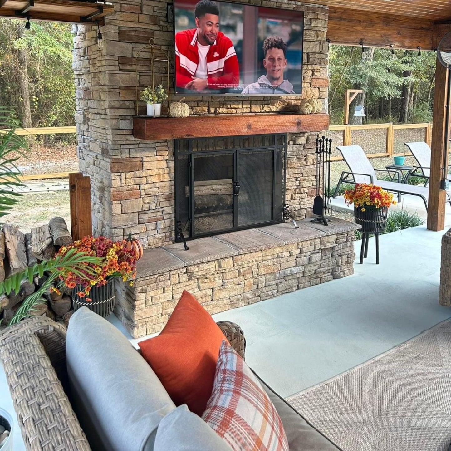 Stone Veneer - Capstone / Hearthstone Adobe - Mountain View Stone