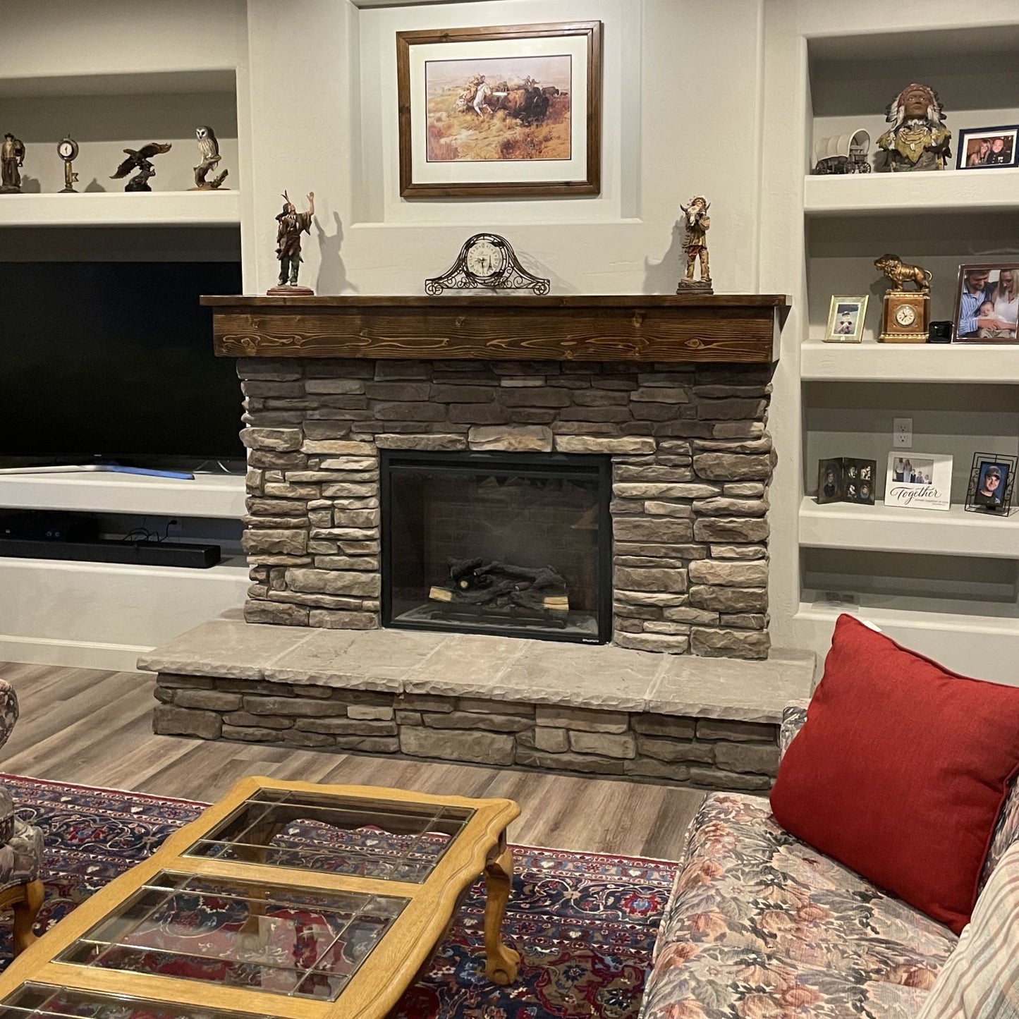 Stone Veneer - Capstone / Hearthstone Bluestone - Mountain View Stone