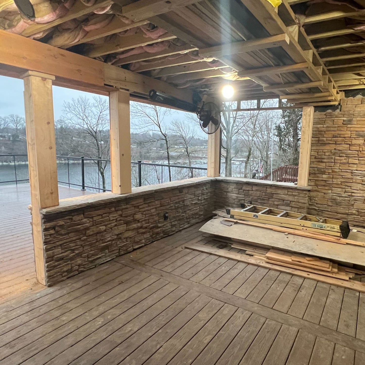 Stone Veneer - Capstone / Hearthstone Slate - Mountain View Stone
