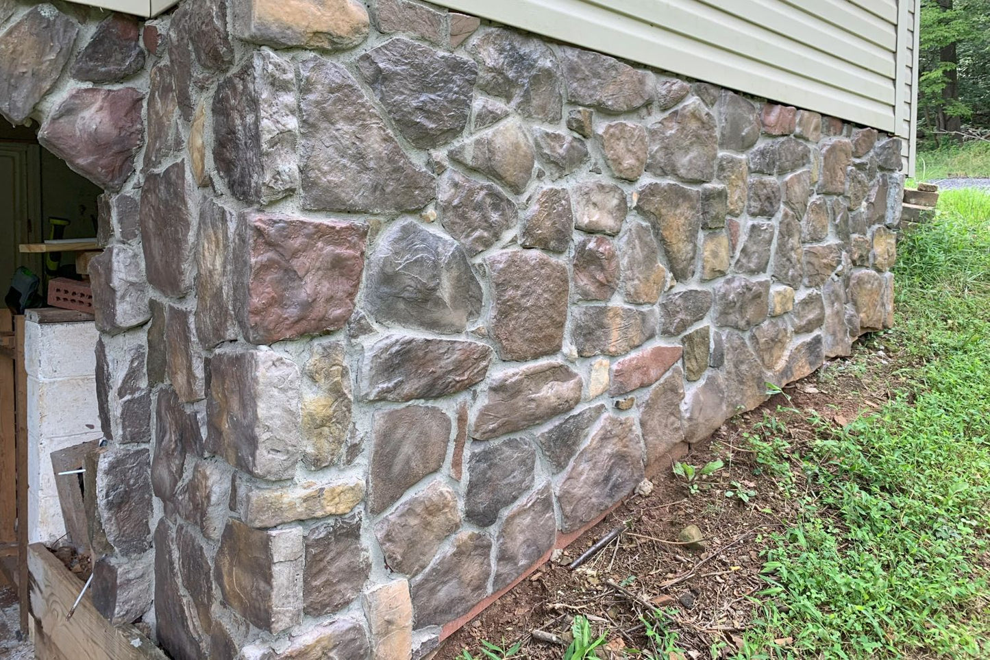 Stone Veneer - Field Stone Kona - Mountain View Stone