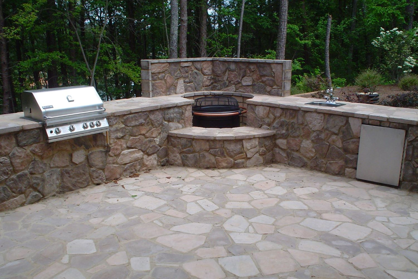 Stone Veneer - Field Stone Mossy Creek - Mountain View Stone