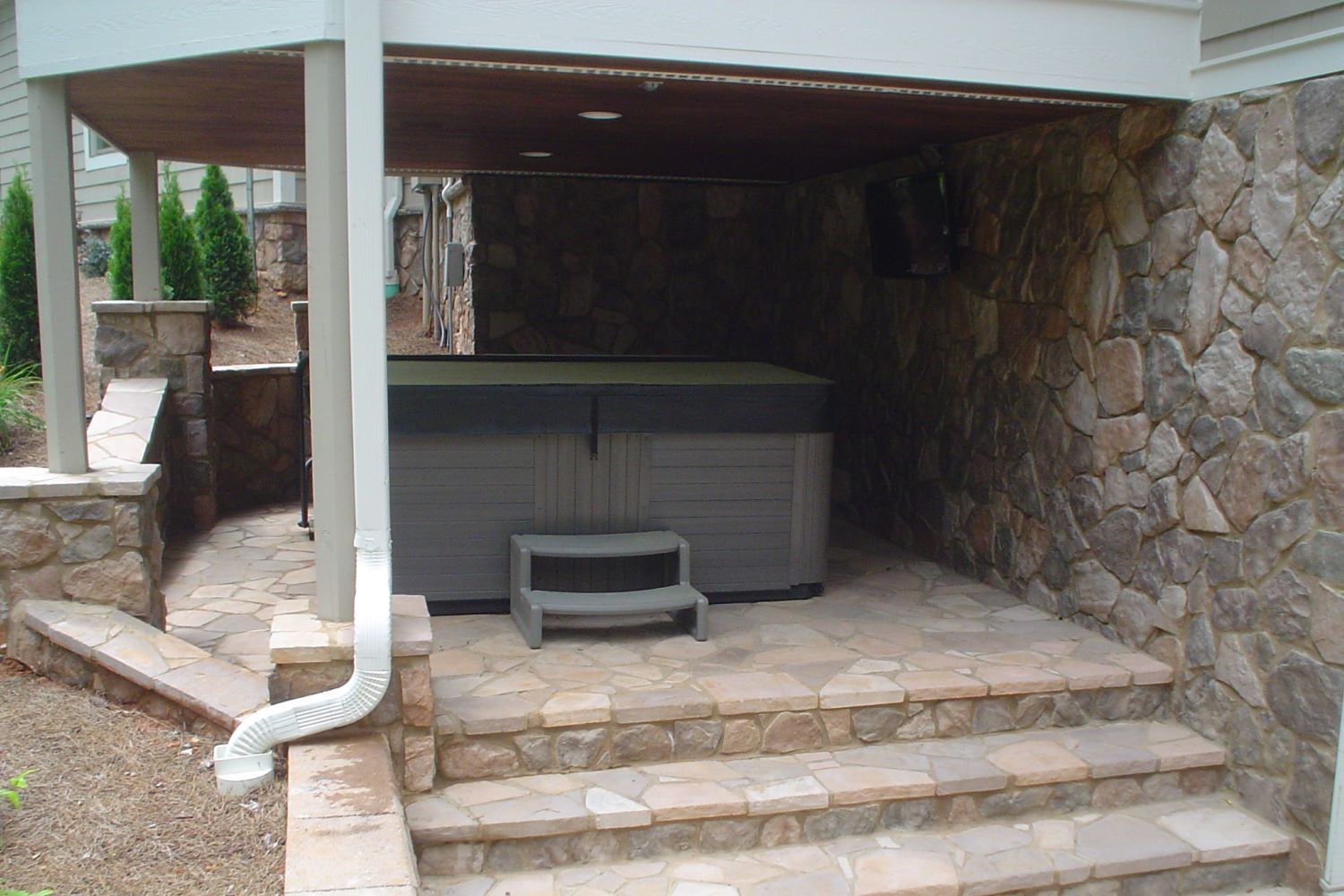 Stone Veneer - Field Stone Mossy Creek - Mountain View Stone