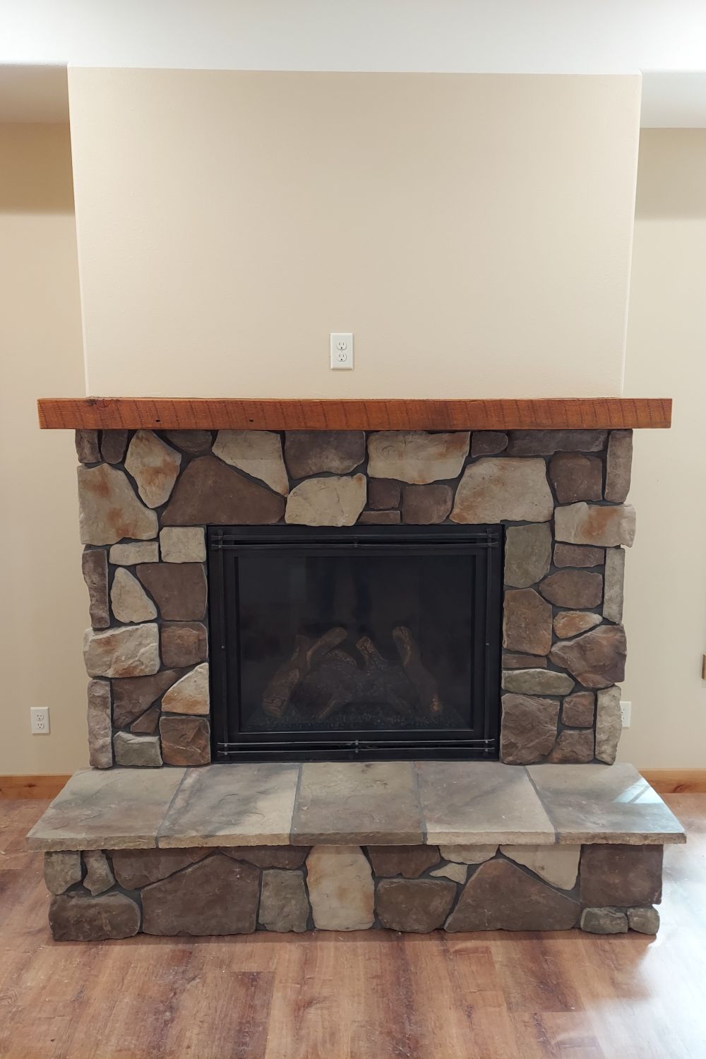 Stone Veneer - Field Stone Mossy Creek - Mountain View Stone