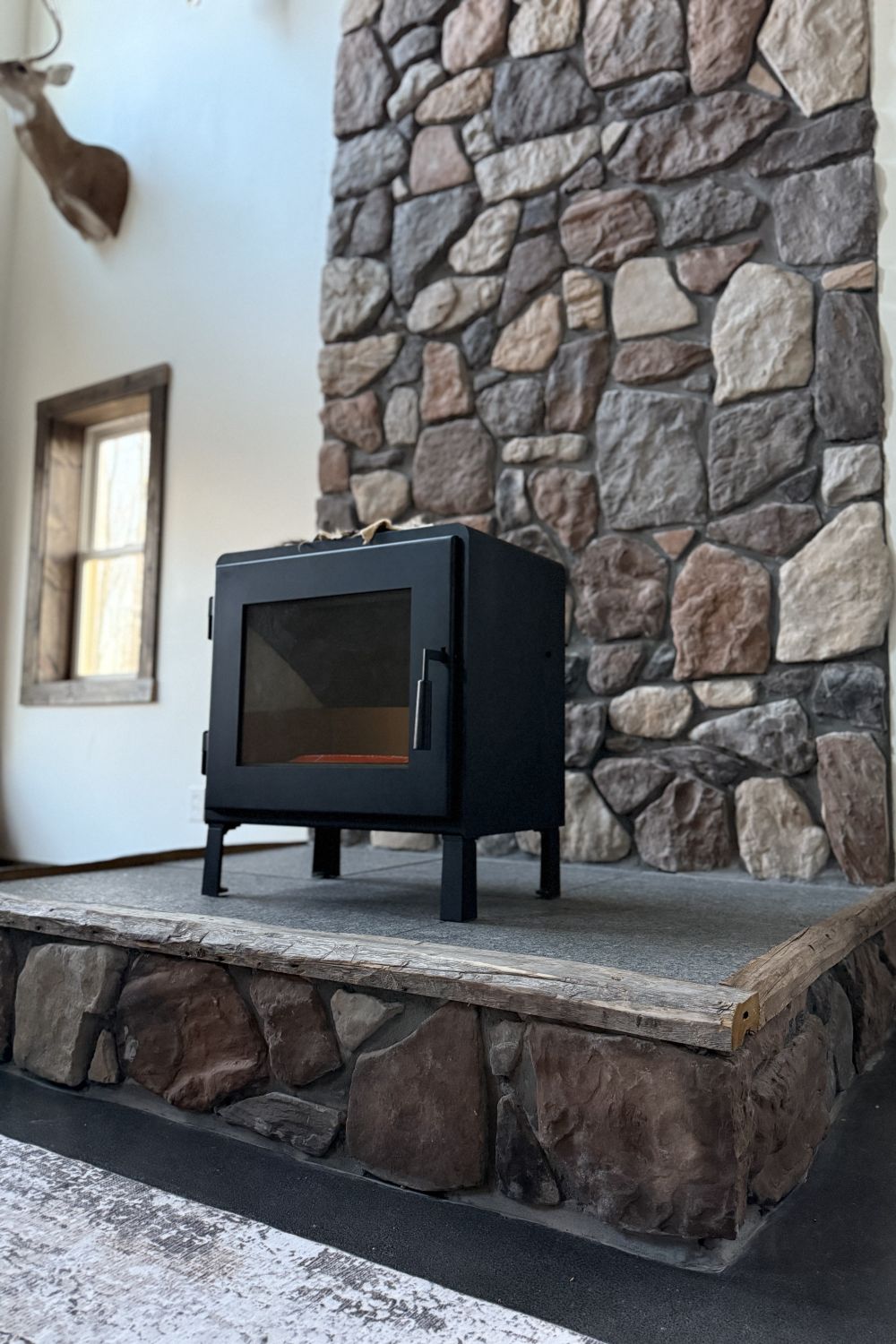Stone Veneer - Field Stone Rustic - Mountain View Stone