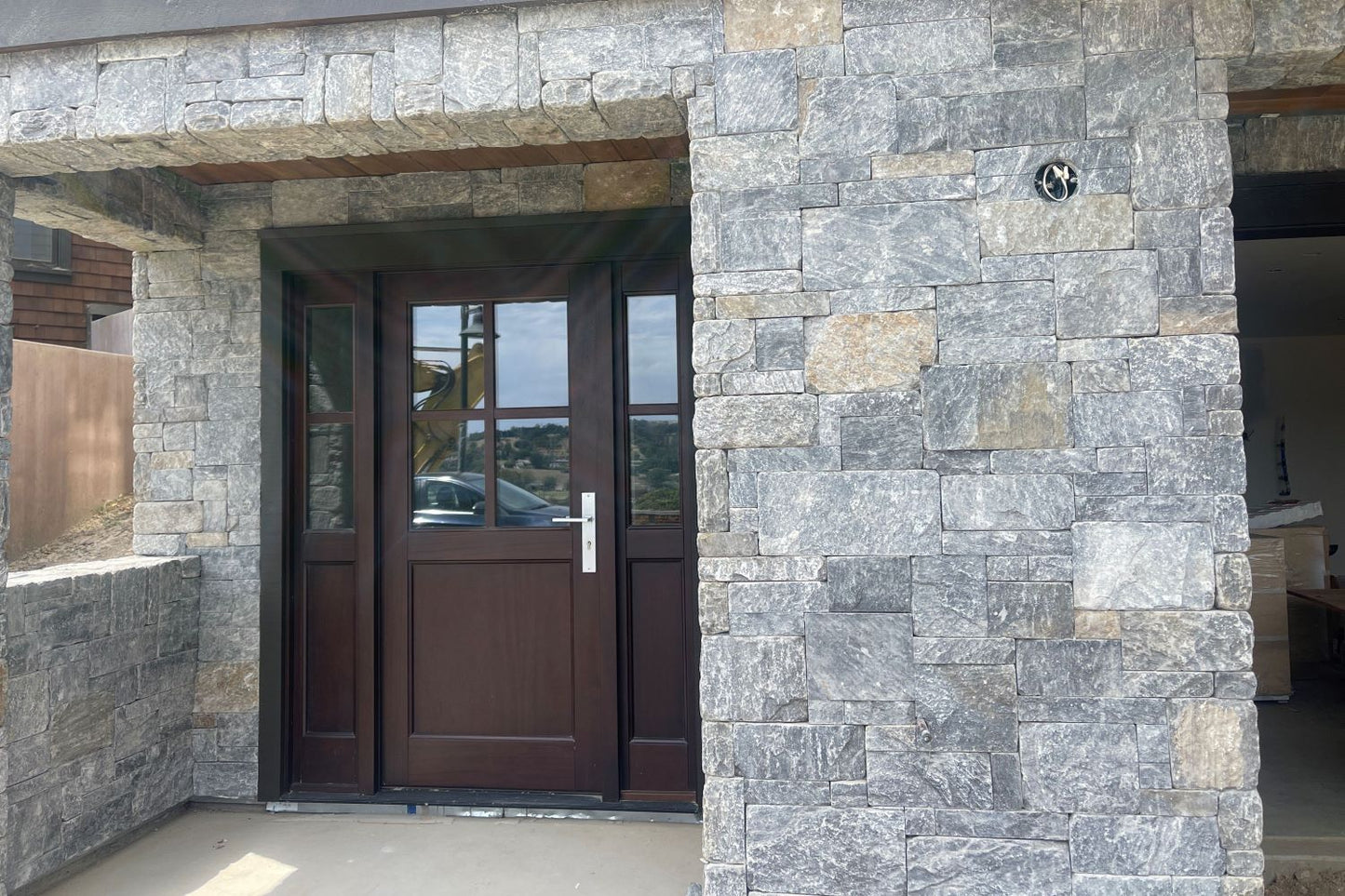 Stone Veneer - Hackett Stone Kona - Mountain View Stone