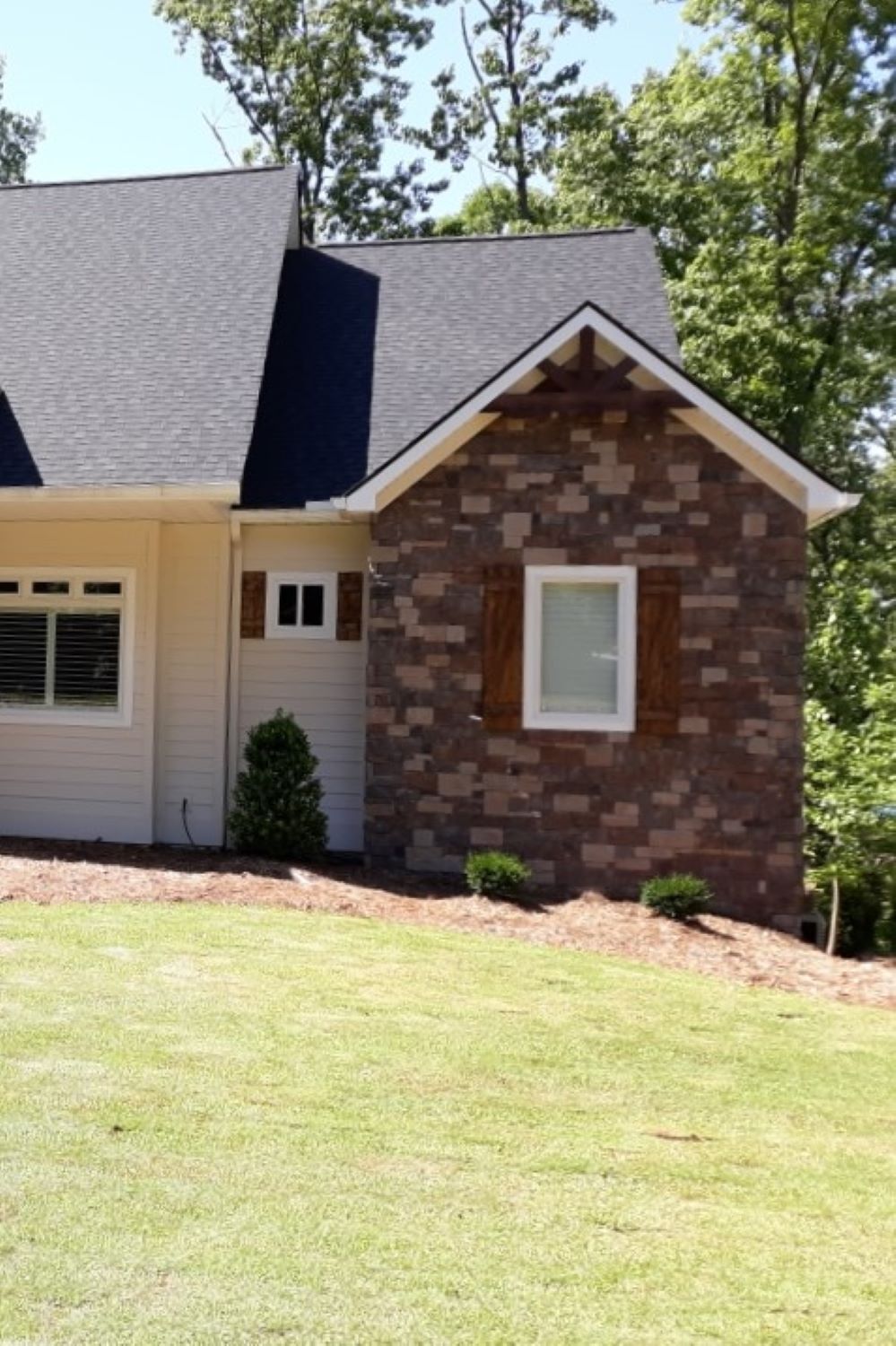 Stone Veneer - Hackett Stone Rustic - Mountain View Stone