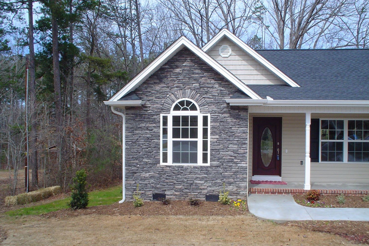 Stone Veneer - Ledge Stone Midnight - Mountain View Stone