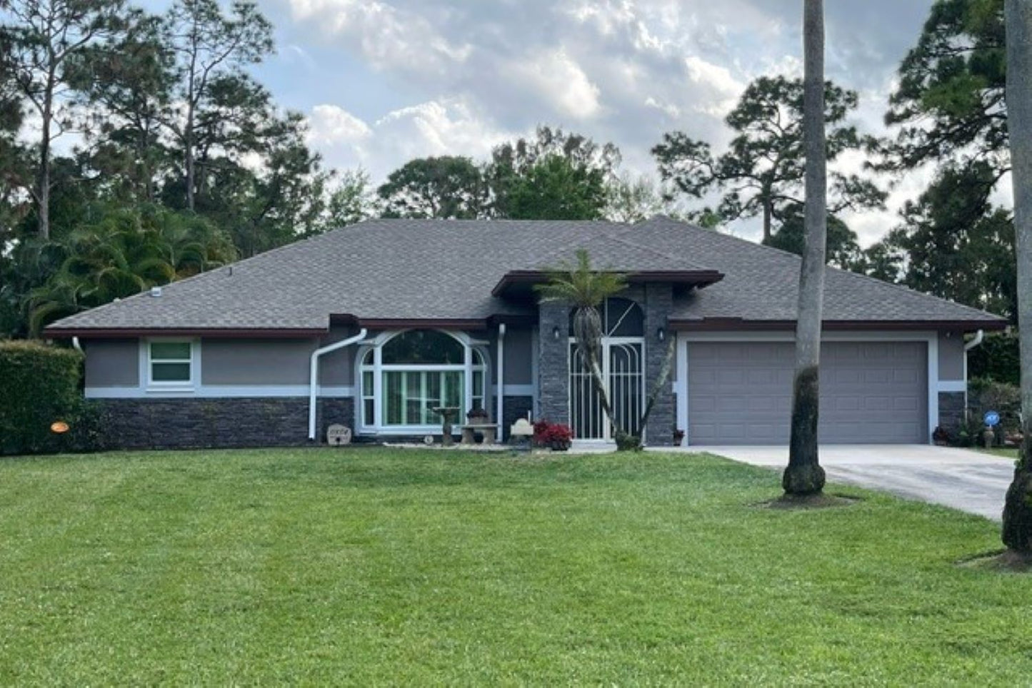 Stone Veneer - Ledge Stone Midnight - Mountain View Stone