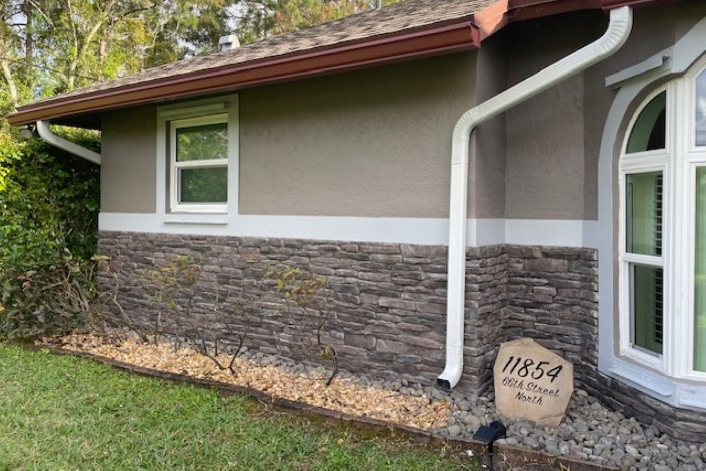 Stone Veneer - Ledge Stone Midnight - Mountain View Stone