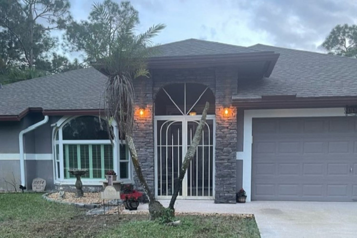 Stone Veneer - Ledge Stone Midnight - Mountain View Stone