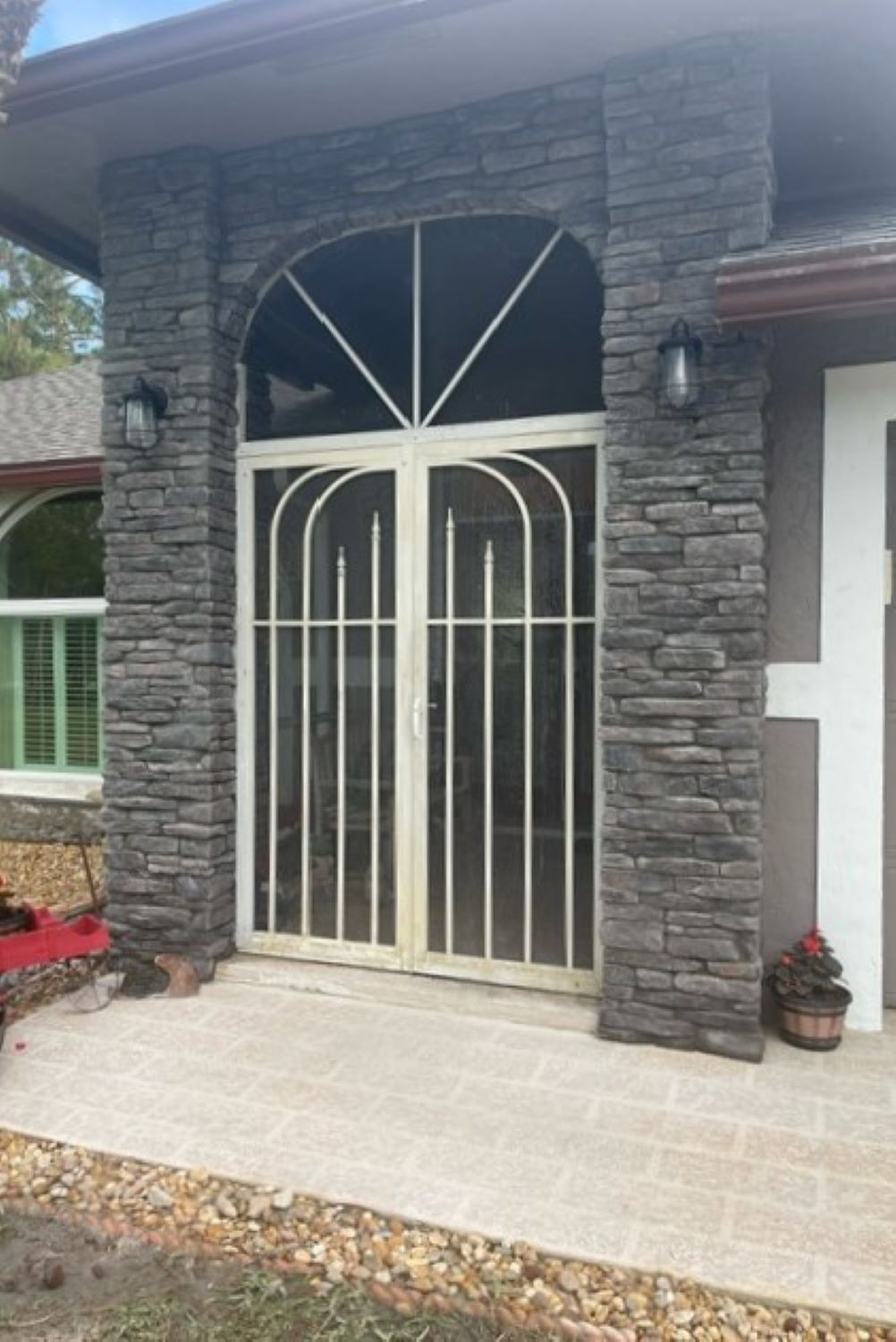 Stone Veneer - Ledge Stone Midnight - Mountain View Stone