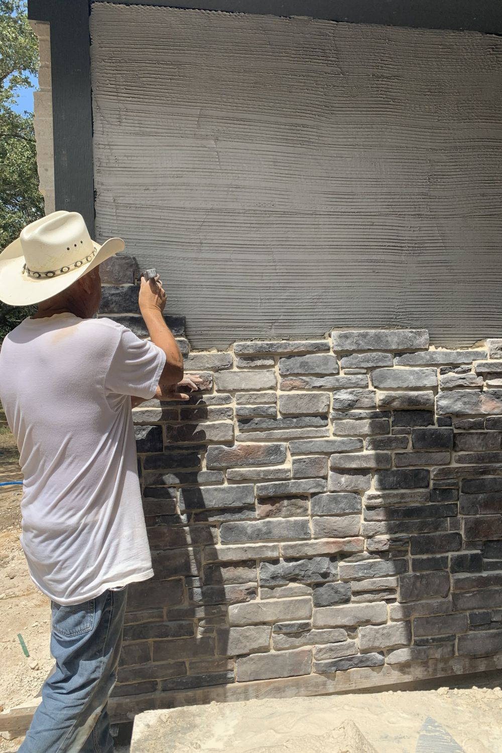 Stone Veneer - Ledge Stone Midnight - Mountain View Stone
