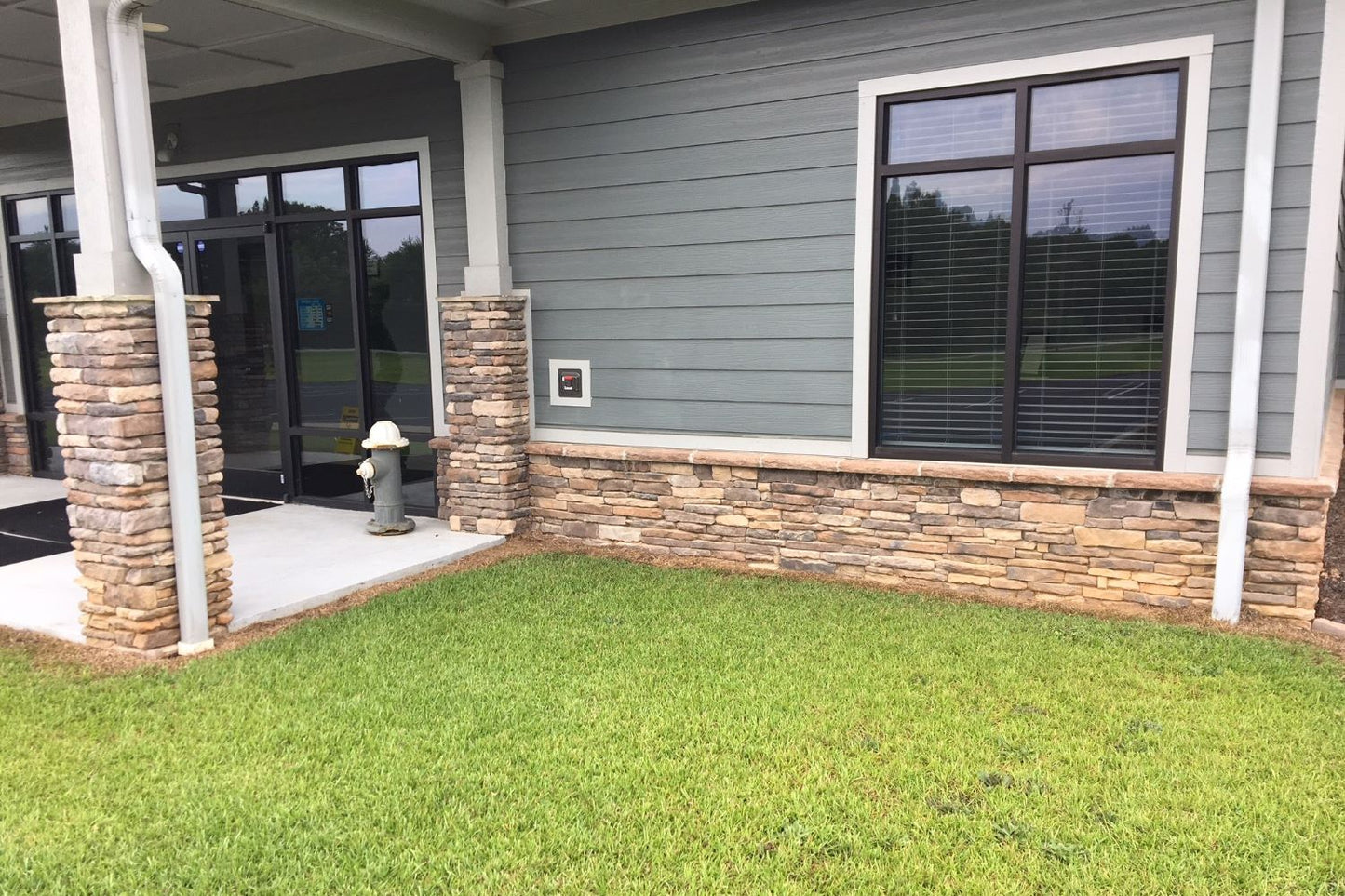 Stone Veneer - Ledge Stone Rustic - Mountain View Stone