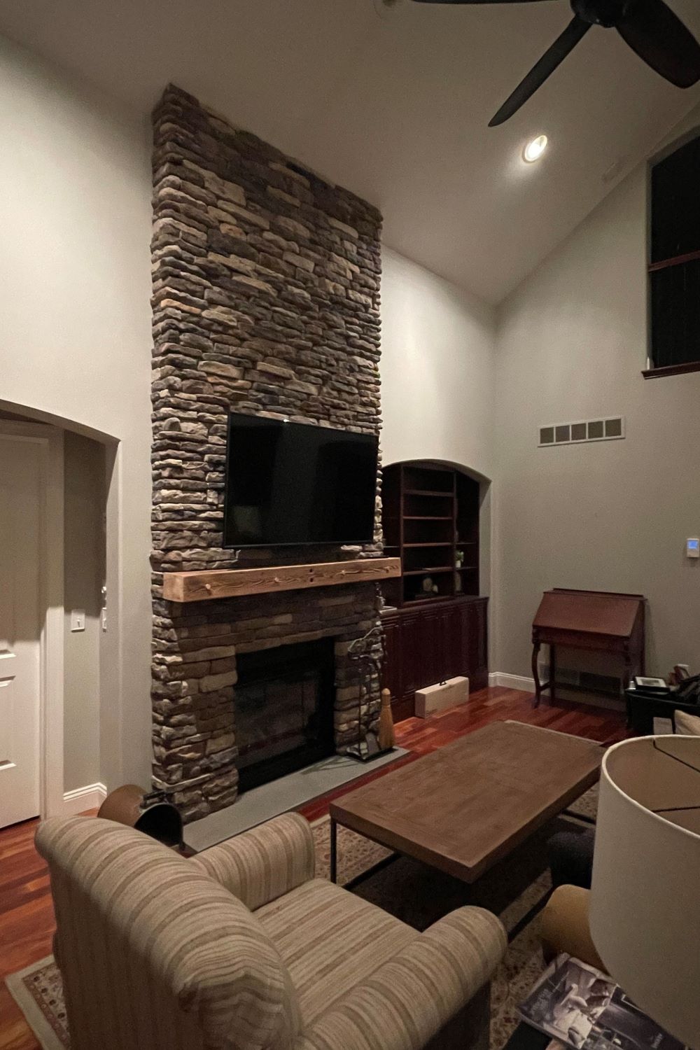 Stone Veneer - Ledge Stone Rustic - Mountain View Stone
