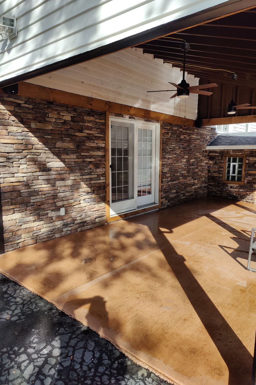 Stone Veneer - Ledge Stone Rustic - Mountain View Stone