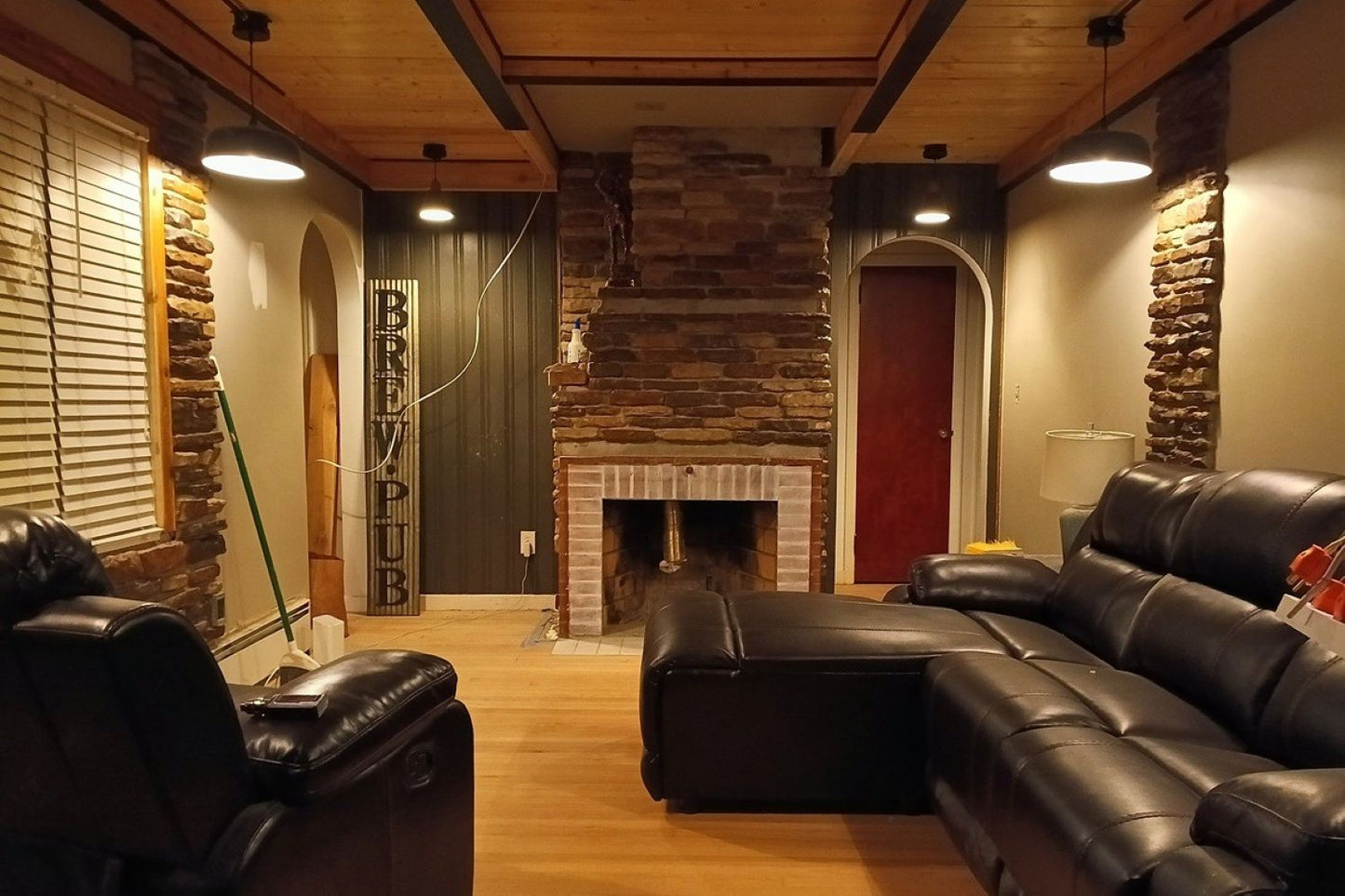 Stone Veneer - Ledge Stone Rustic - Mountain View Stone