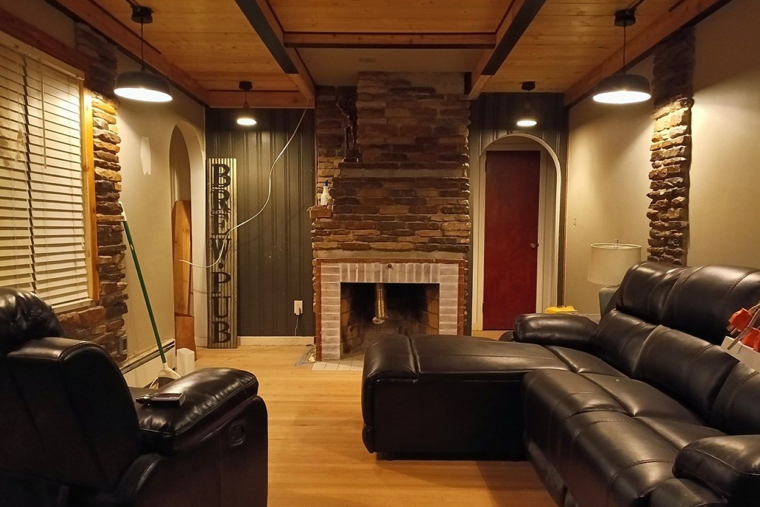 Stone Veneer - Ledge Stone Rustic - Mountain View Stone