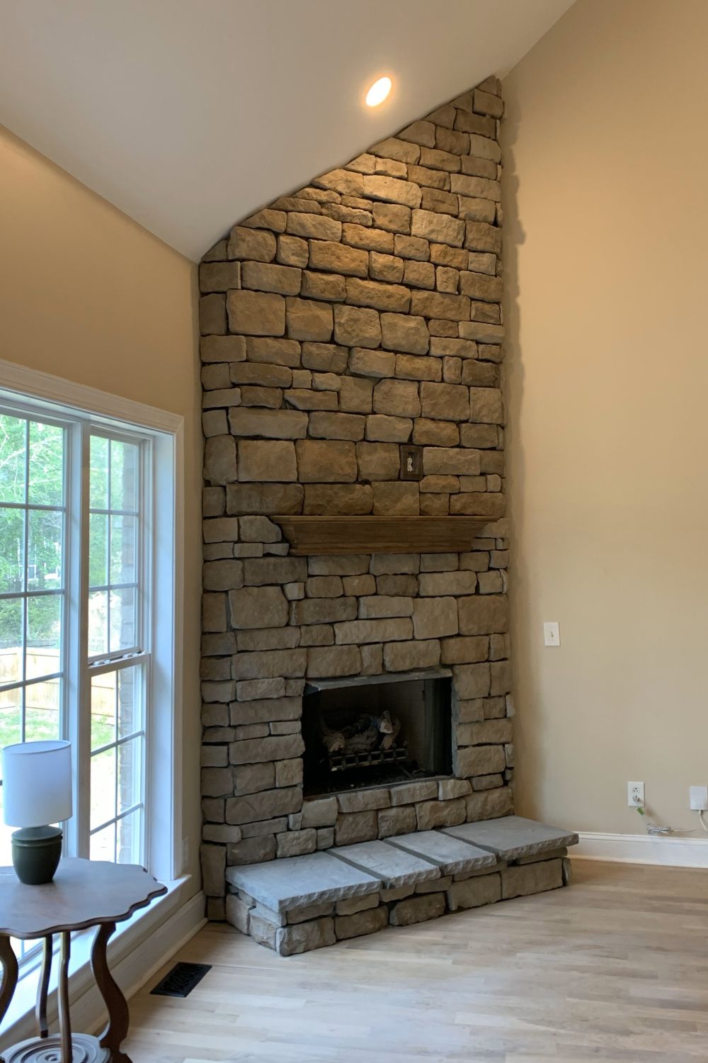 Stone Veneer - Lime Stone Adaline - Mountain View Stone