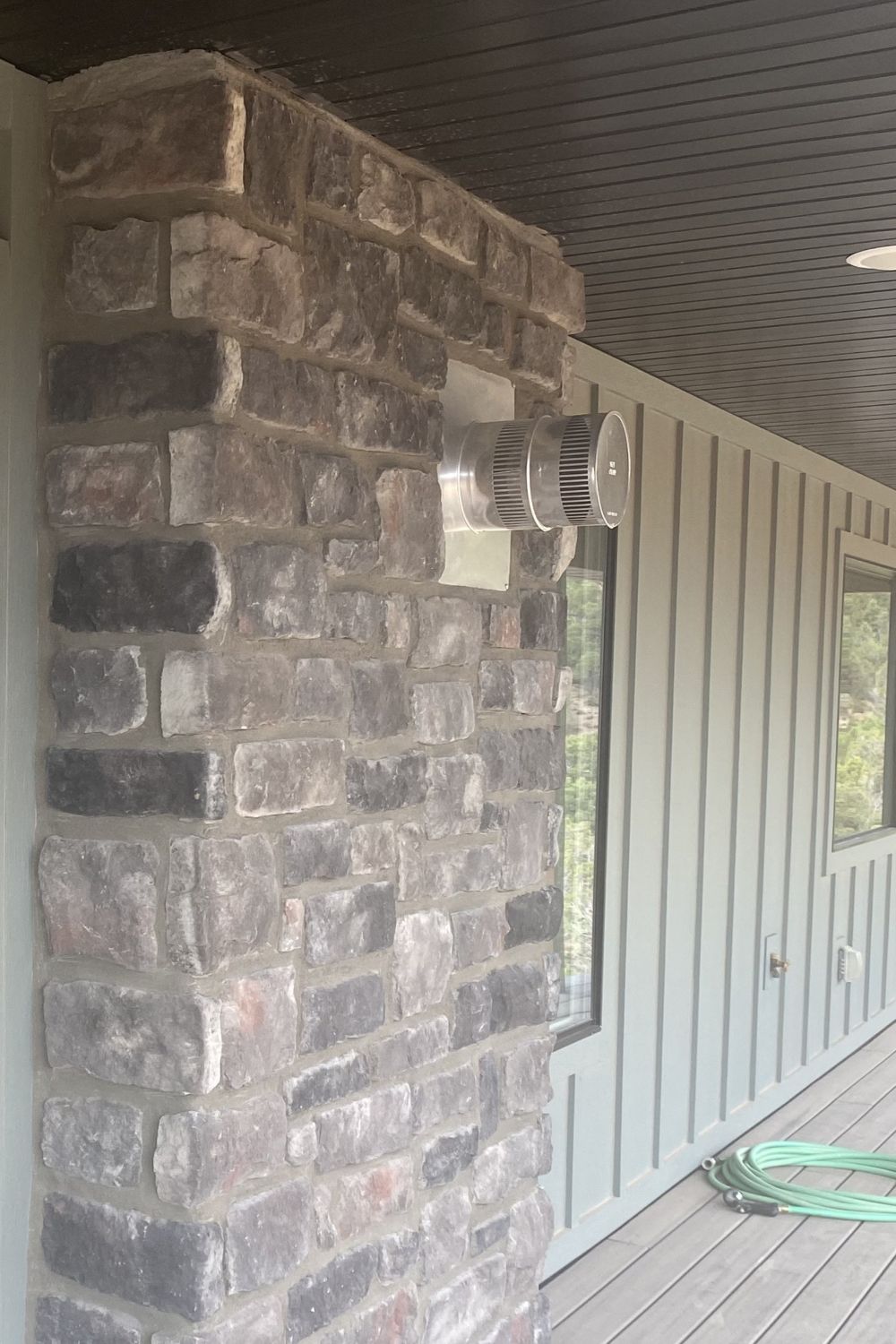 Stone Veneer - Lime Stone Midnight - Mountain View Stone