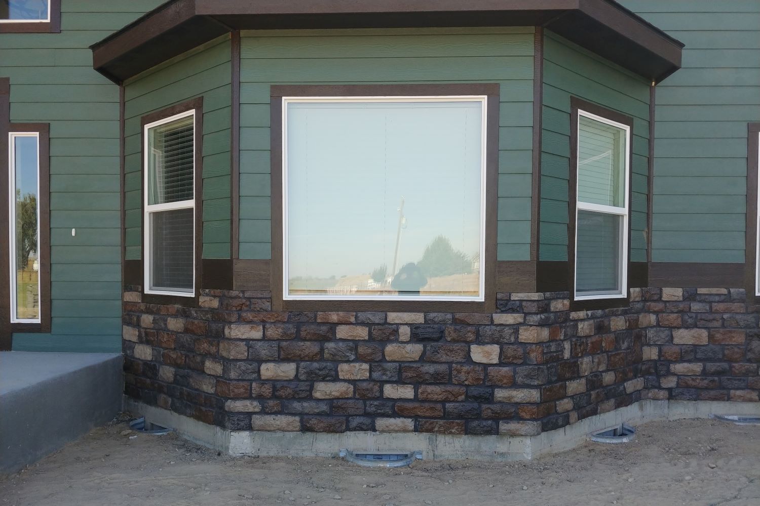 Stone Veneer - Lime Stone Rustic - Mountain View Stone