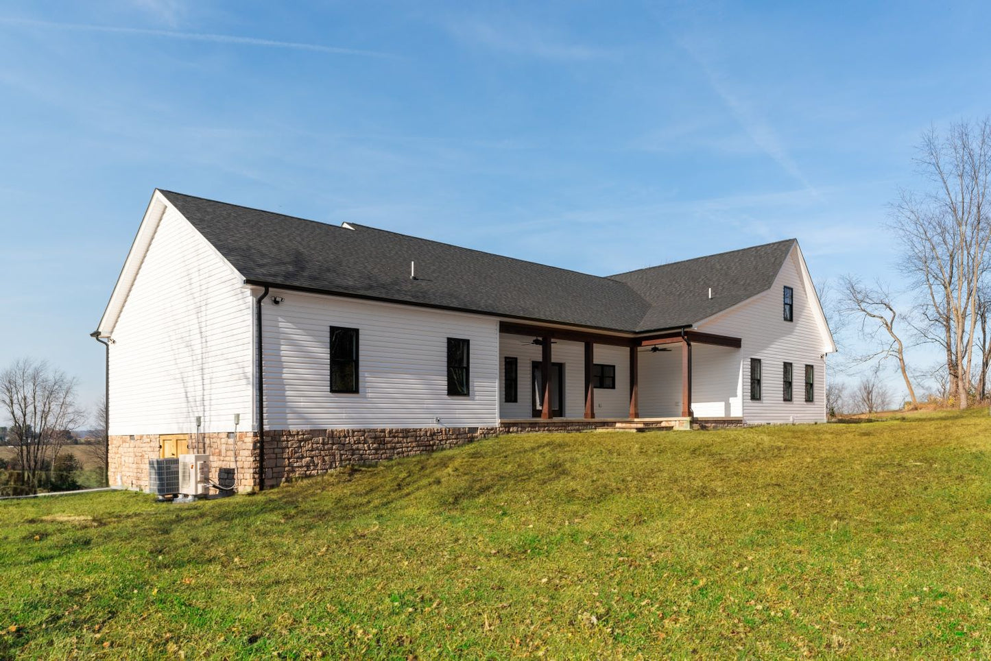 Stone Veneer - Lime Stone White Oak - Mountain View Stone