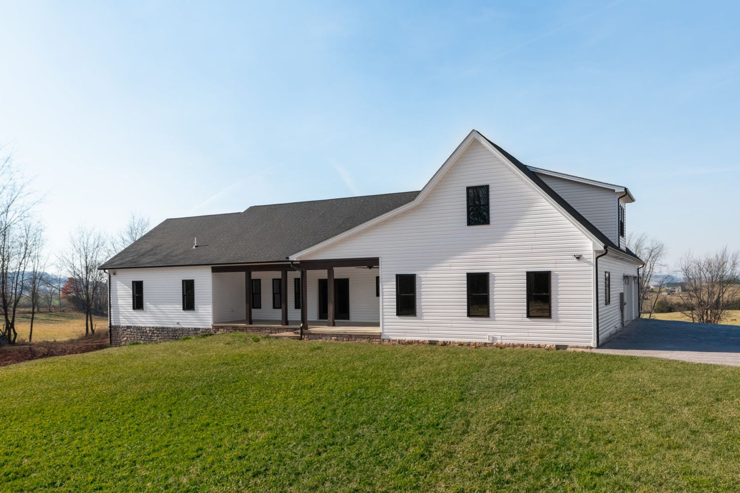 Stone Veneer - Lime Stone White Oak - Mountain View Stone