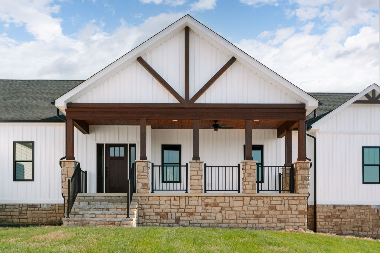 Stone Veneer - Lime Stone White Oak - Mountain View Stone