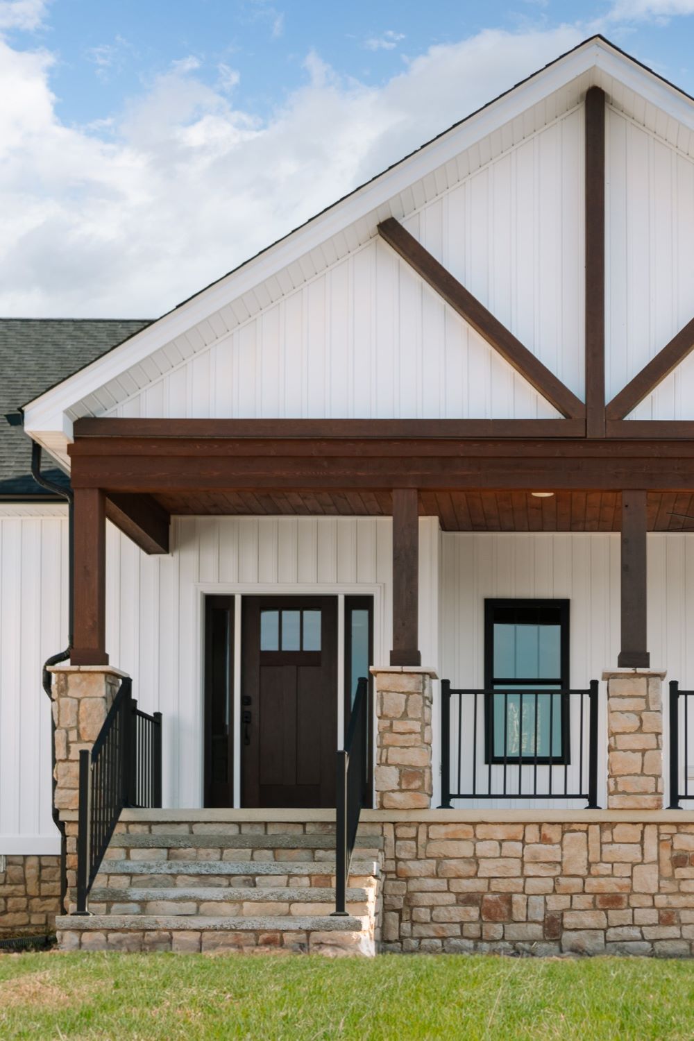 Stone Veneer - Lime Stone White Oak - Mountain View Stone