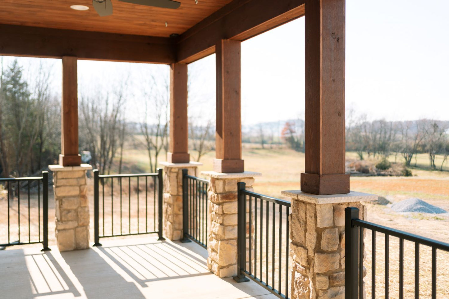 Stone Veneer - Lime Stone White Oak - Mountain View Stone