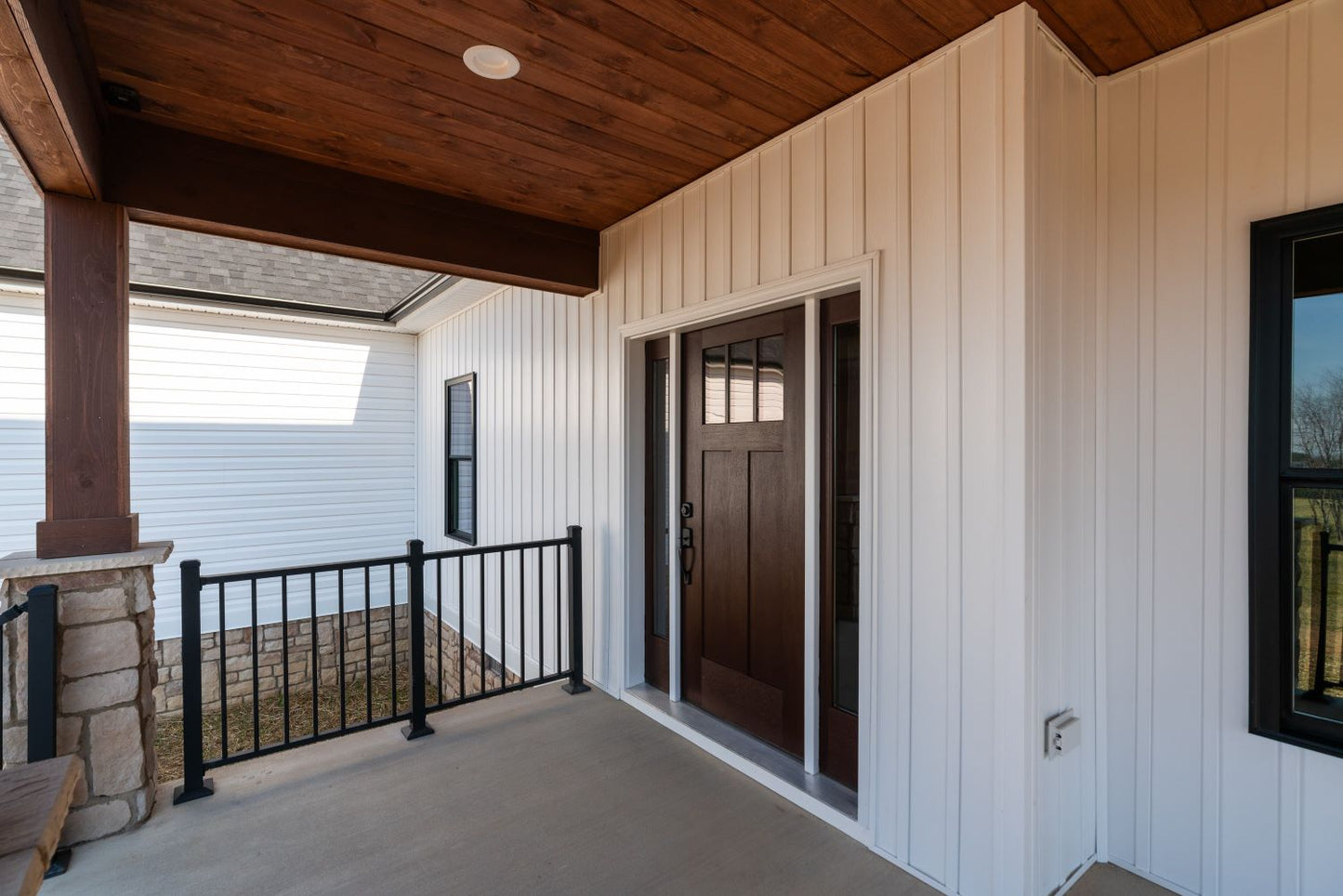 Stone Veneer - Lime Stone White Oak - Mountain View Stone