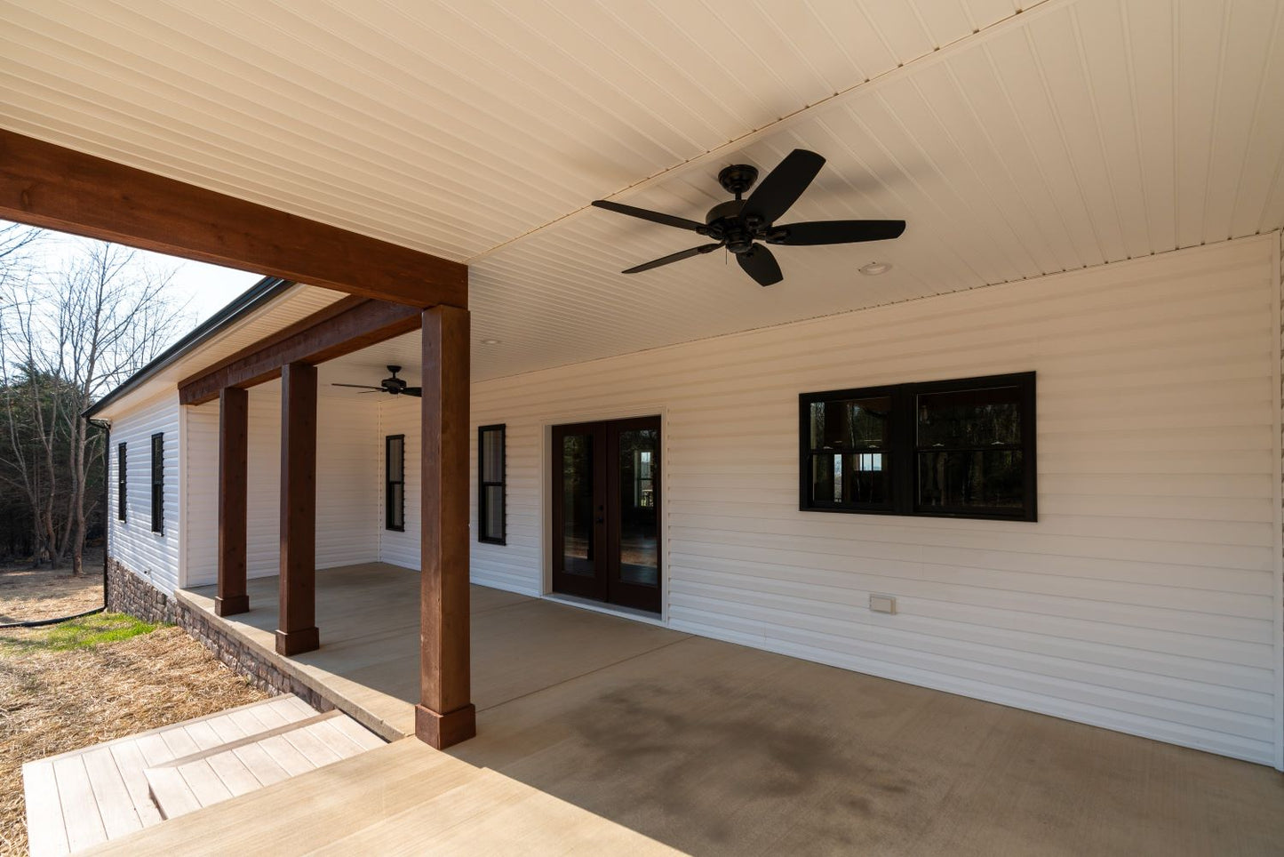 Stone Veneer - Lime Stone White Oak - Mountain View Stone