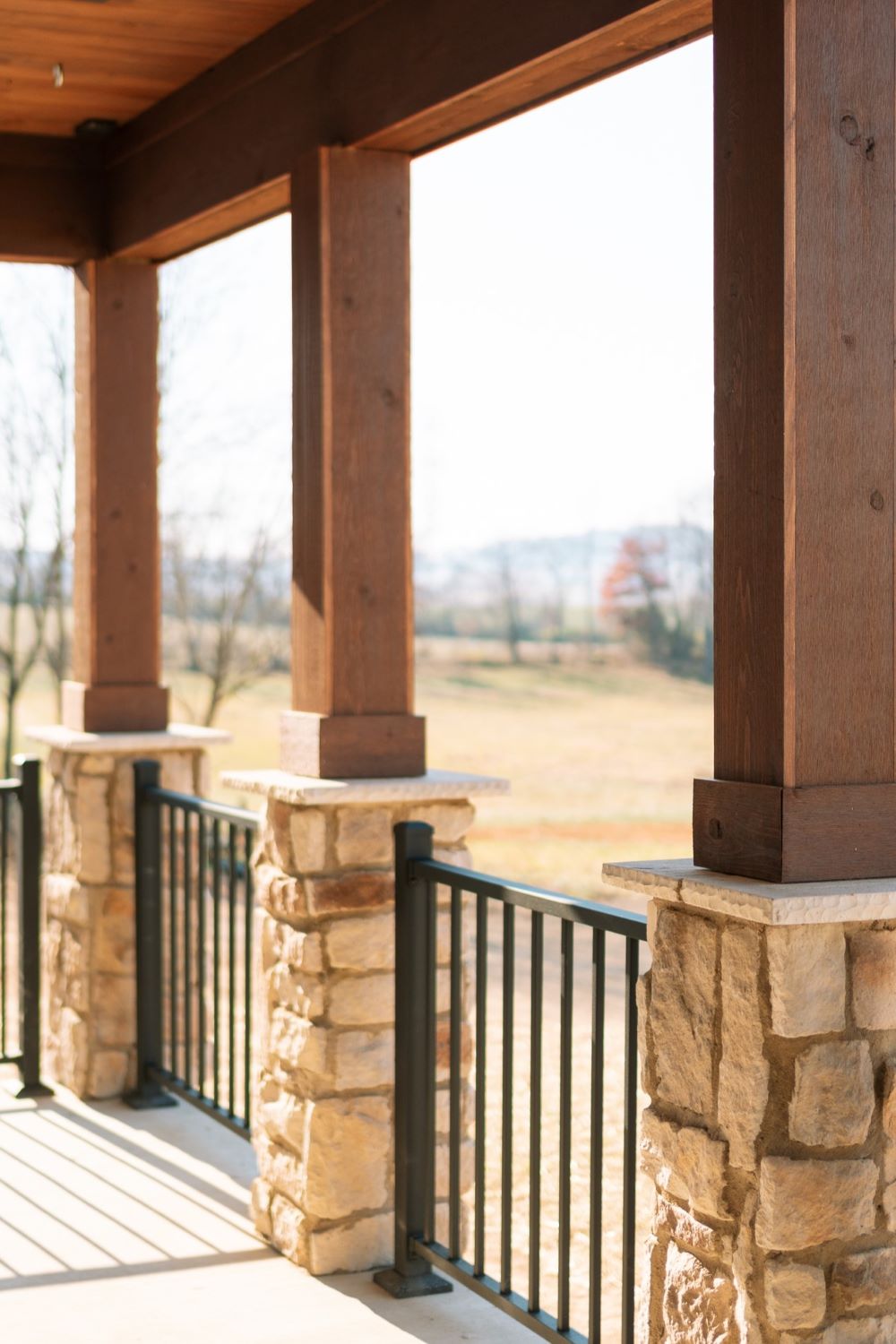 Stone Veneer - Lime Stone White Oak - Mountain View Stone