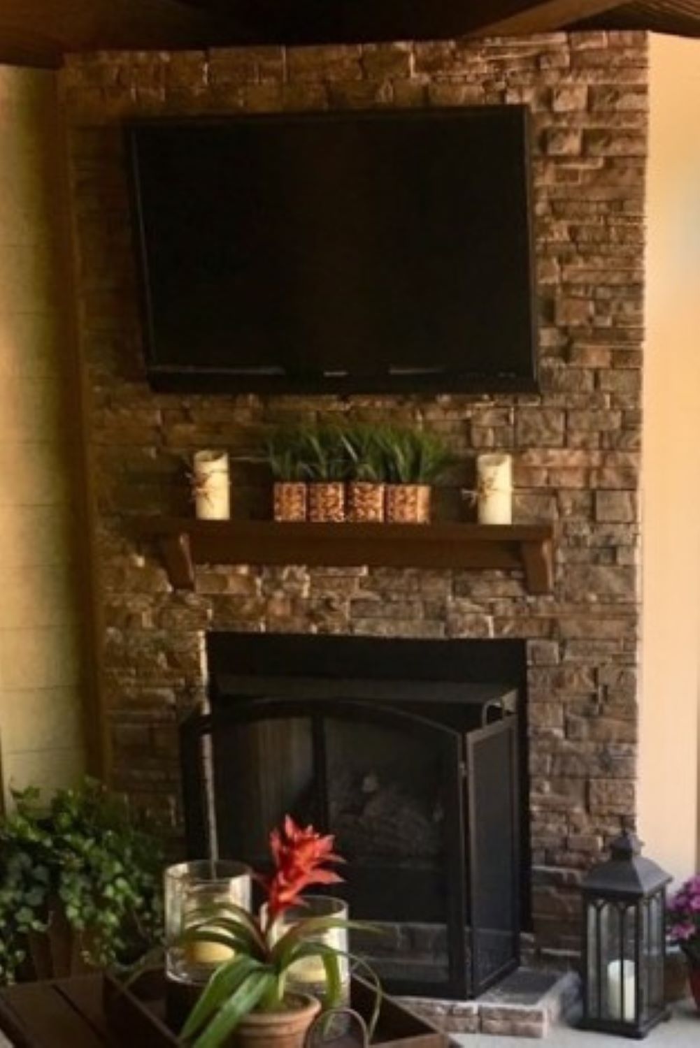 Stone Veneer - Ready Stack Stone Panel Almond Buff - Mountain View Stone