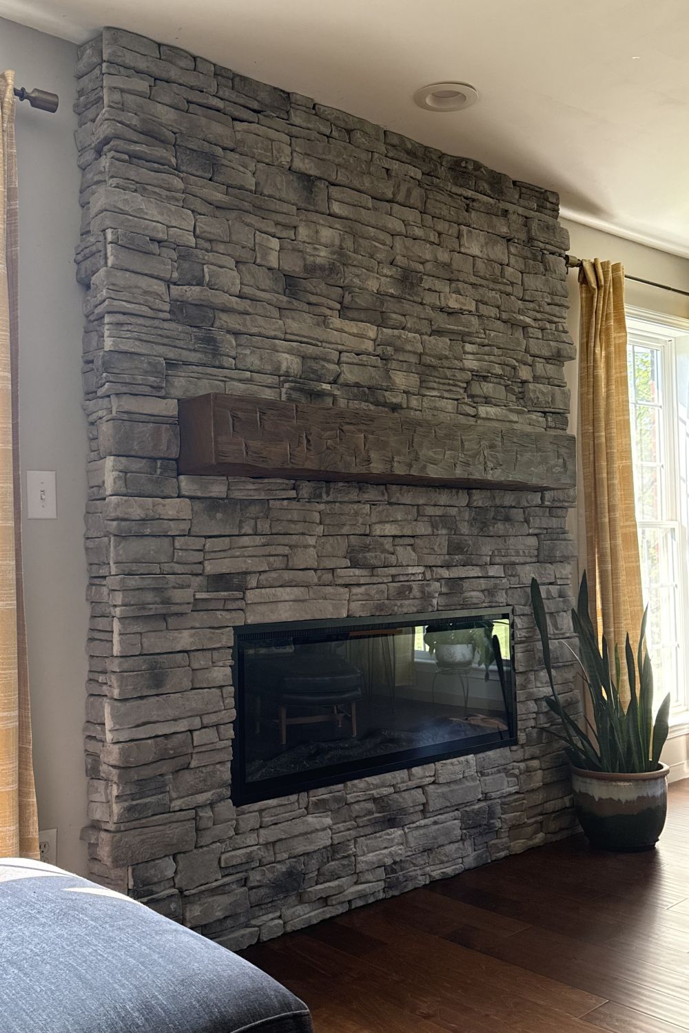 Stone Veneer - Ready Stack Stone Panel Cool Gray - Mountain View Stone