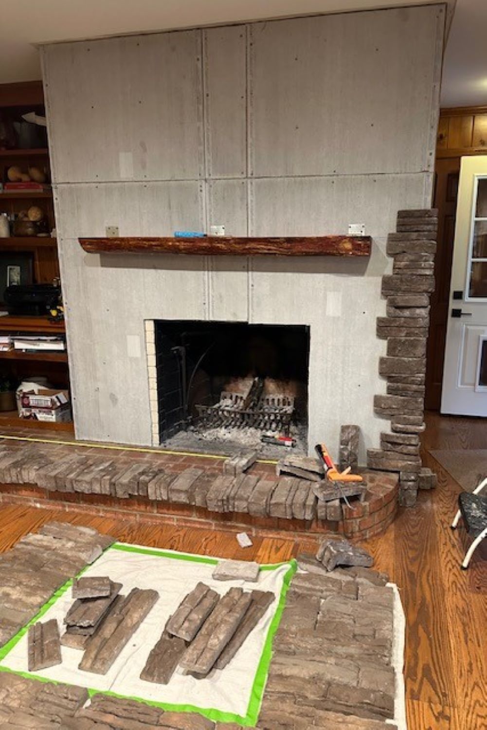 Stone Veneer - Ready Stack Stone Panel Mossy Creek - Mountain View Stone