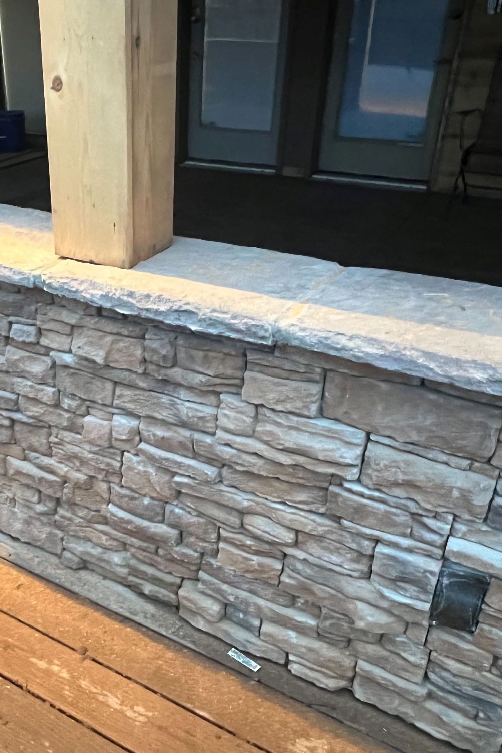 Stone Veneer - Ready Stack Stone Panel Sienna - Mountain View Stone