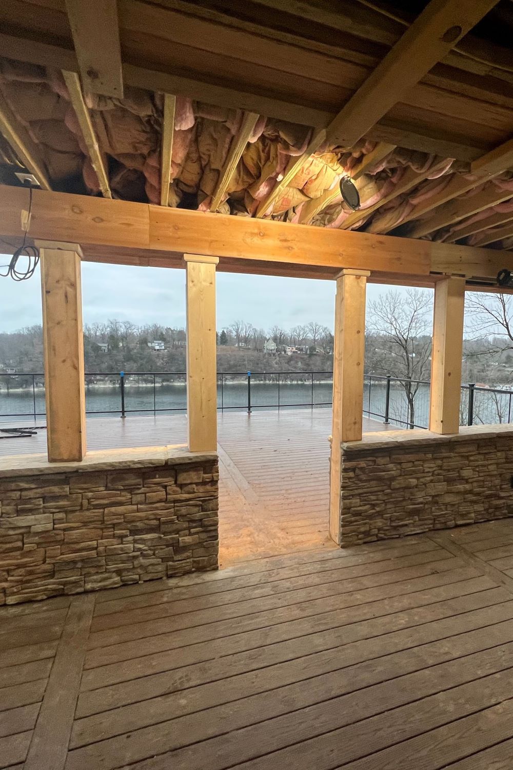 Stone Veneer - Ready Stack Stone Panel Sienna - Mountain View Stone