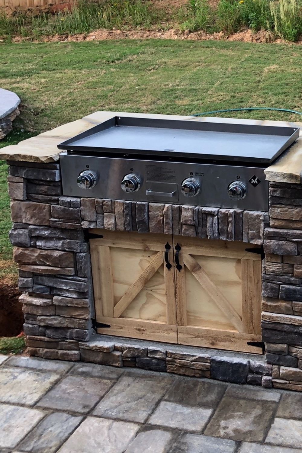 Stone Veneer - Ready Stack Stone Panel Tacoma - Mountain View Stone