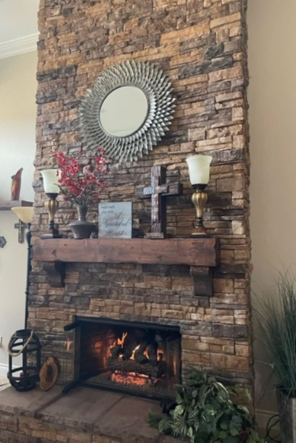 Stone Veneer - Ready Stack Stone Panel Tacoma - Mountain View Stone
