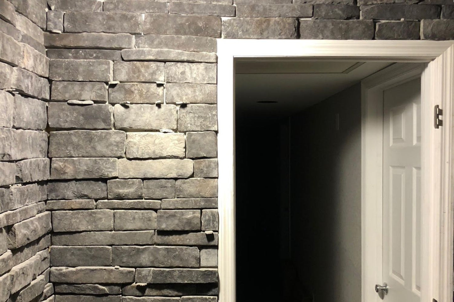 Stone Veneer - Stack Stone Black Forest - Mountain View Stone
