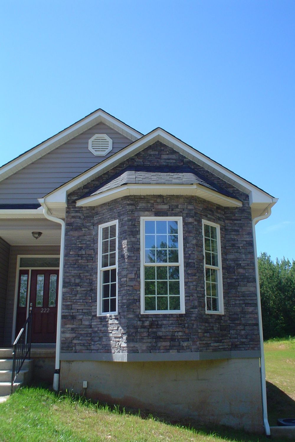 Stone Veneer - Stack Stone Midnight - Mountain View Stone
