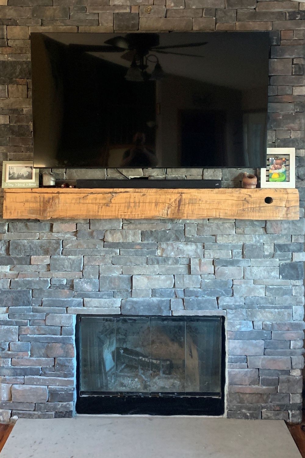 Stone Veneer - Stack Stone Midnight - Mountain View Stone