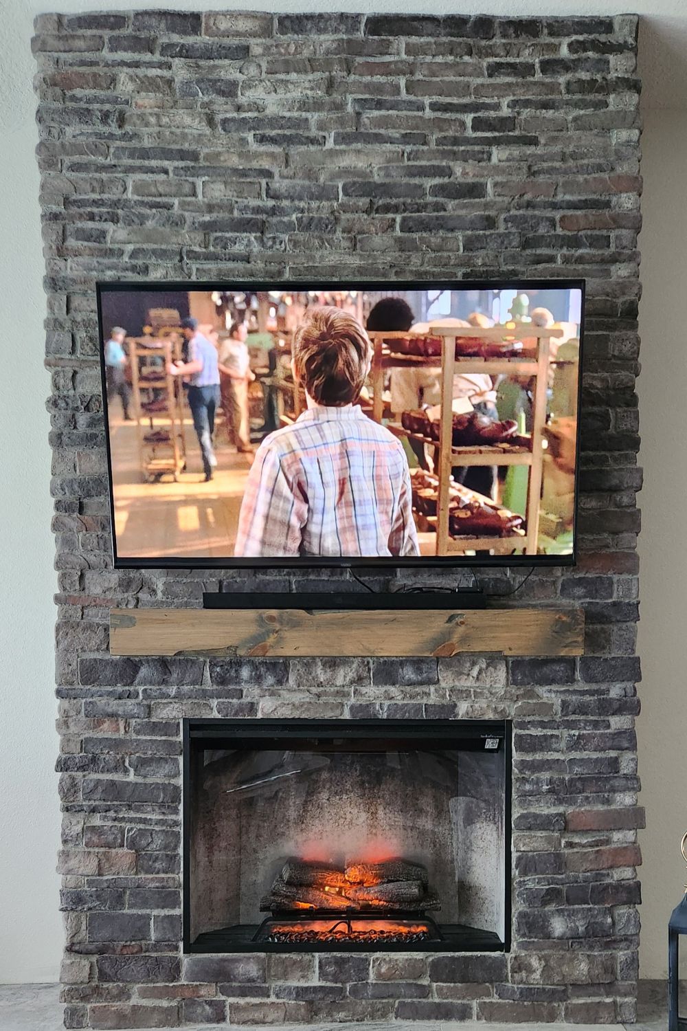 Stone Veneer - Stack Stone Midnight - Mountain View Stone