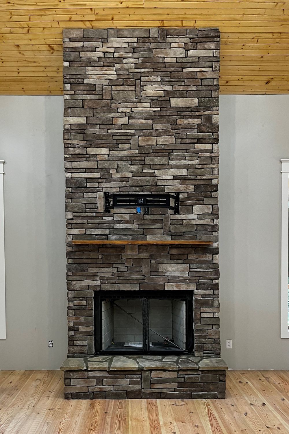 Stone Veneer - Stack Stone Mossy Creek - Mountain View Stone