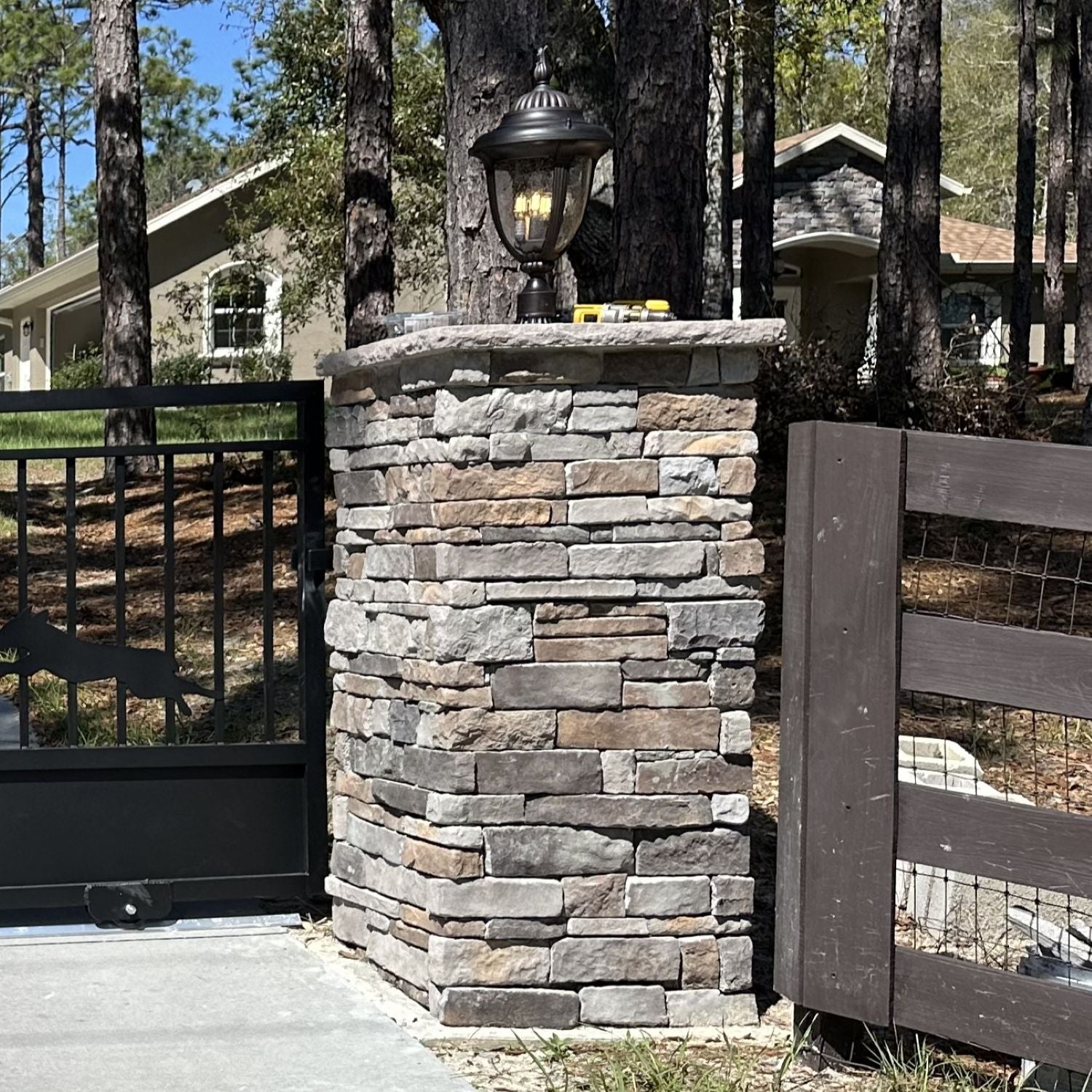 Stone Veneer - Capstone / Hearthstone Adobe - Mountain View Stone