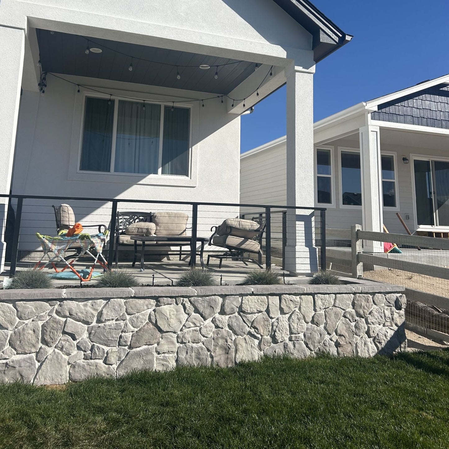 Stone Veneer - Capstone / Hearthstone Slate - Mountain View Stone