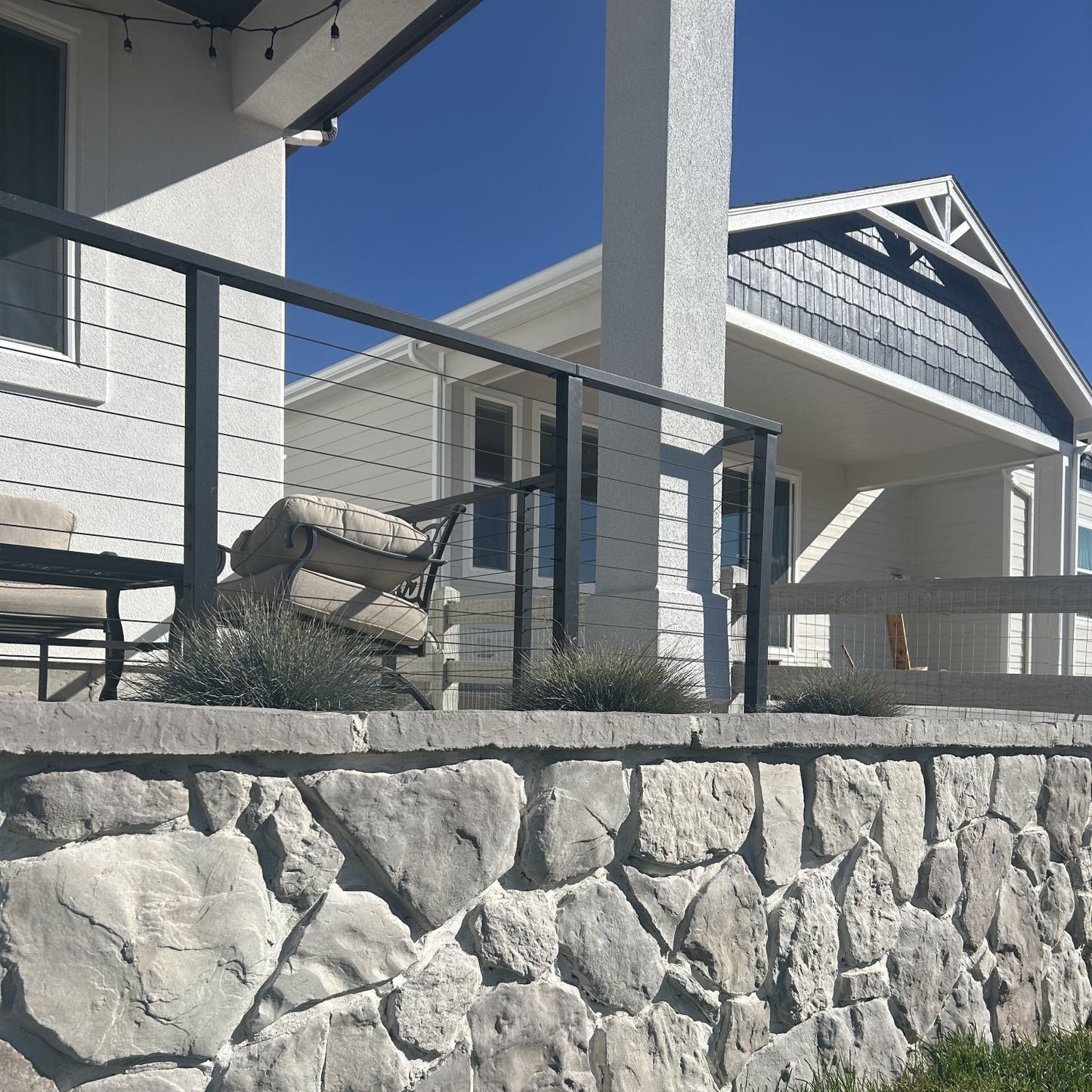 Stone Veneer - Capstone / Hearthstone Slate - Mountain View Stone