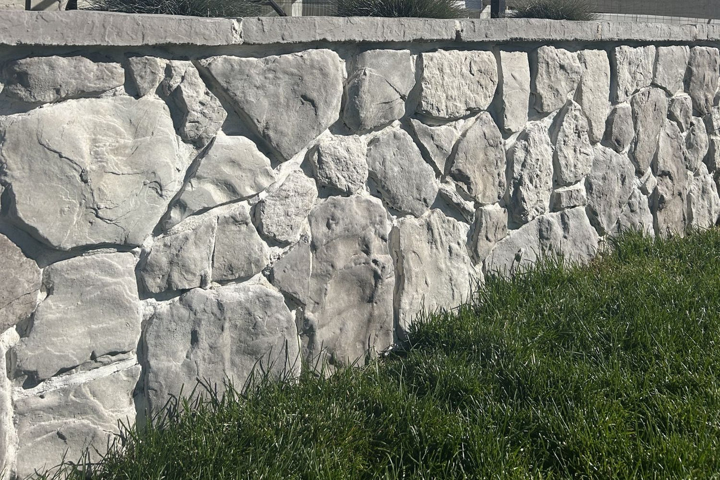 Stone Veneer - Field Stone Ash - Mountain View Stone