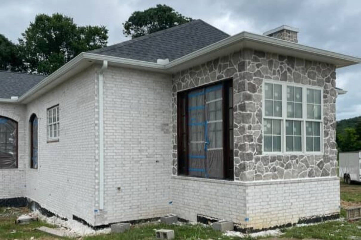 Stone Veneer - Field Stone Ash - Mountain View Stone
